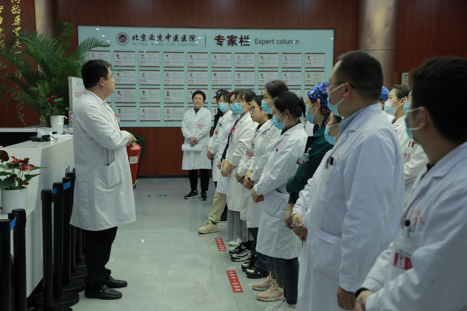 西京动态丨华体会体育(中国)HTH·官方网站召开全院工作会议(图7)